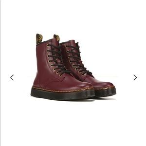Gently preowned Dr Martens LUANA SIZE 7